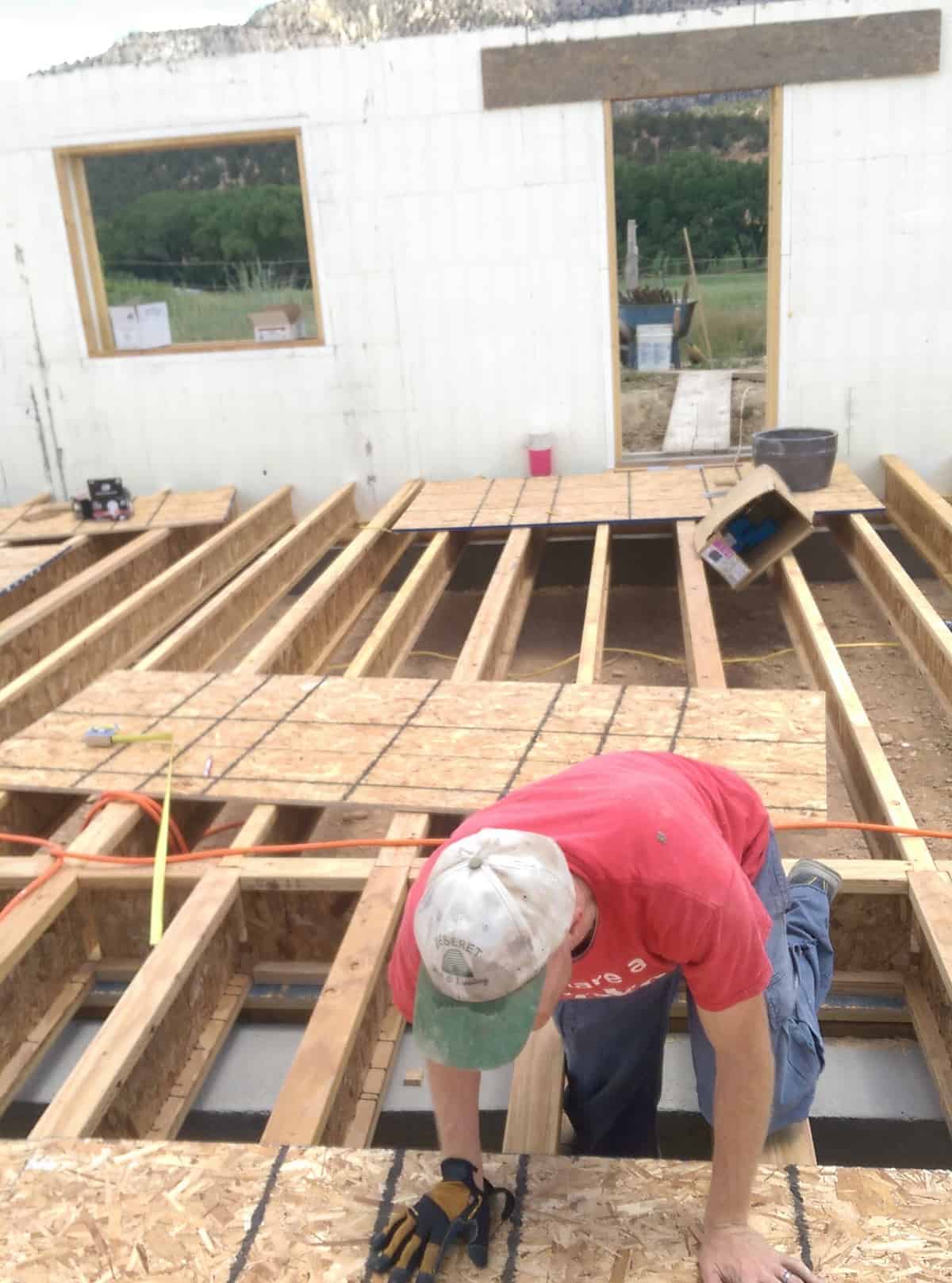 DIY build farmhouse