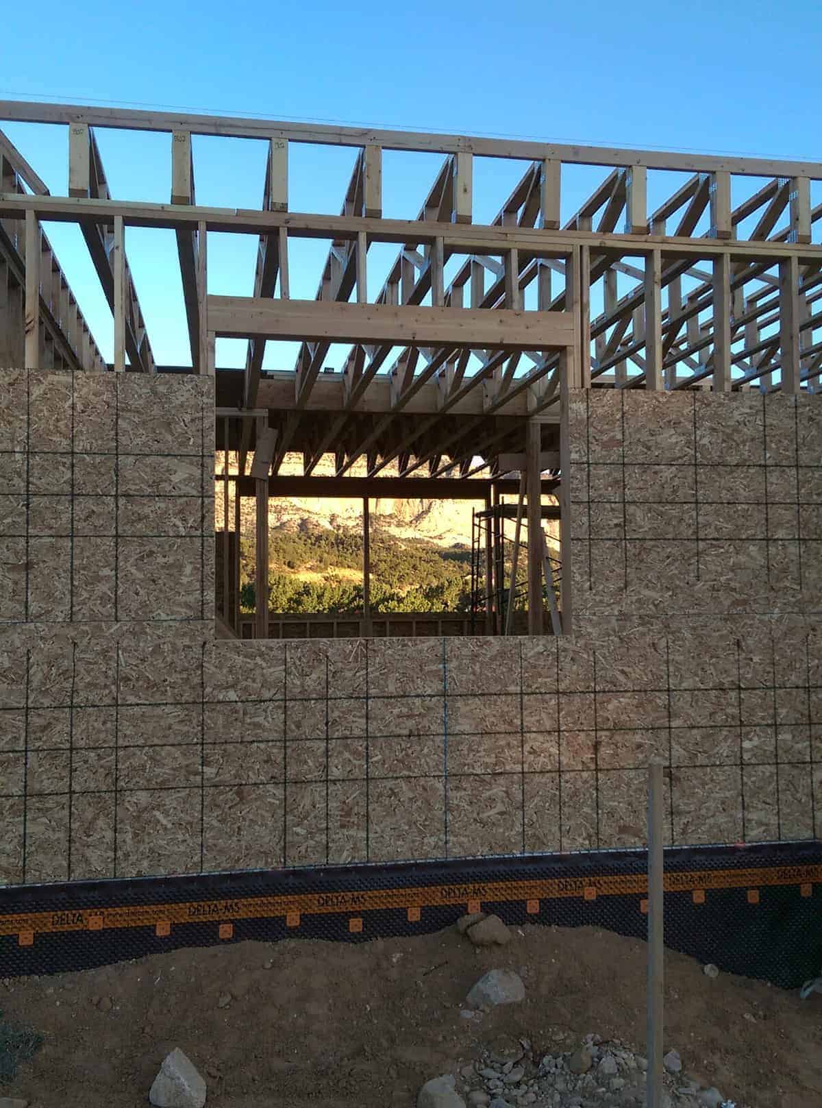 DIY build farmhouse