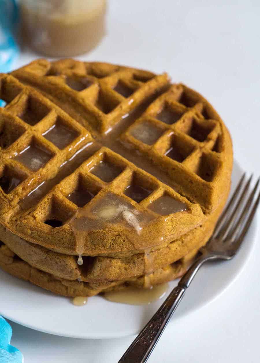 Whole Wheat Pumpkin Waffles Recipe | Favorite Easy Pumpkin Recipes.