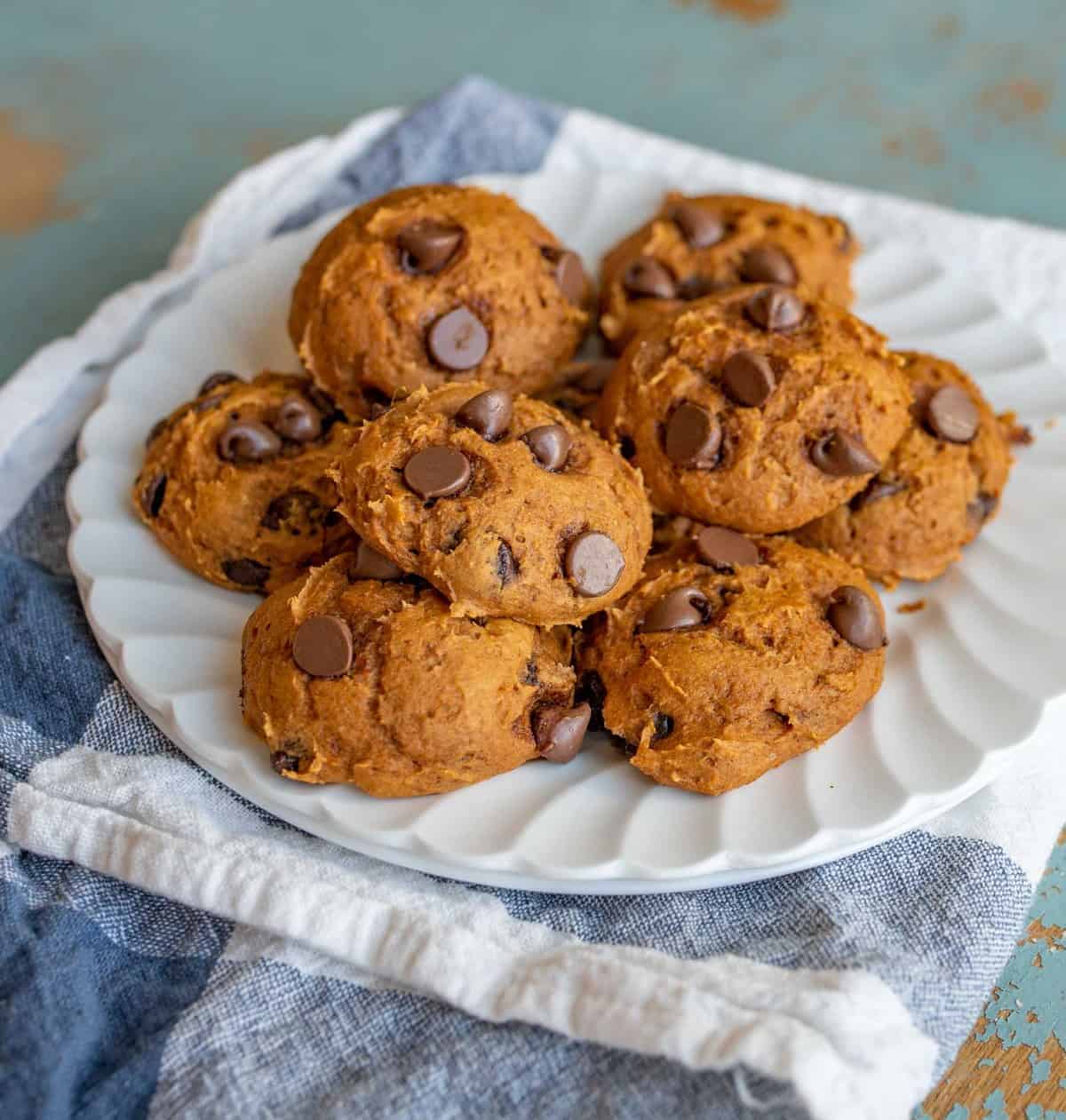 Cake Mix Pumpkin Chocolate Chip Cookies Recipe.