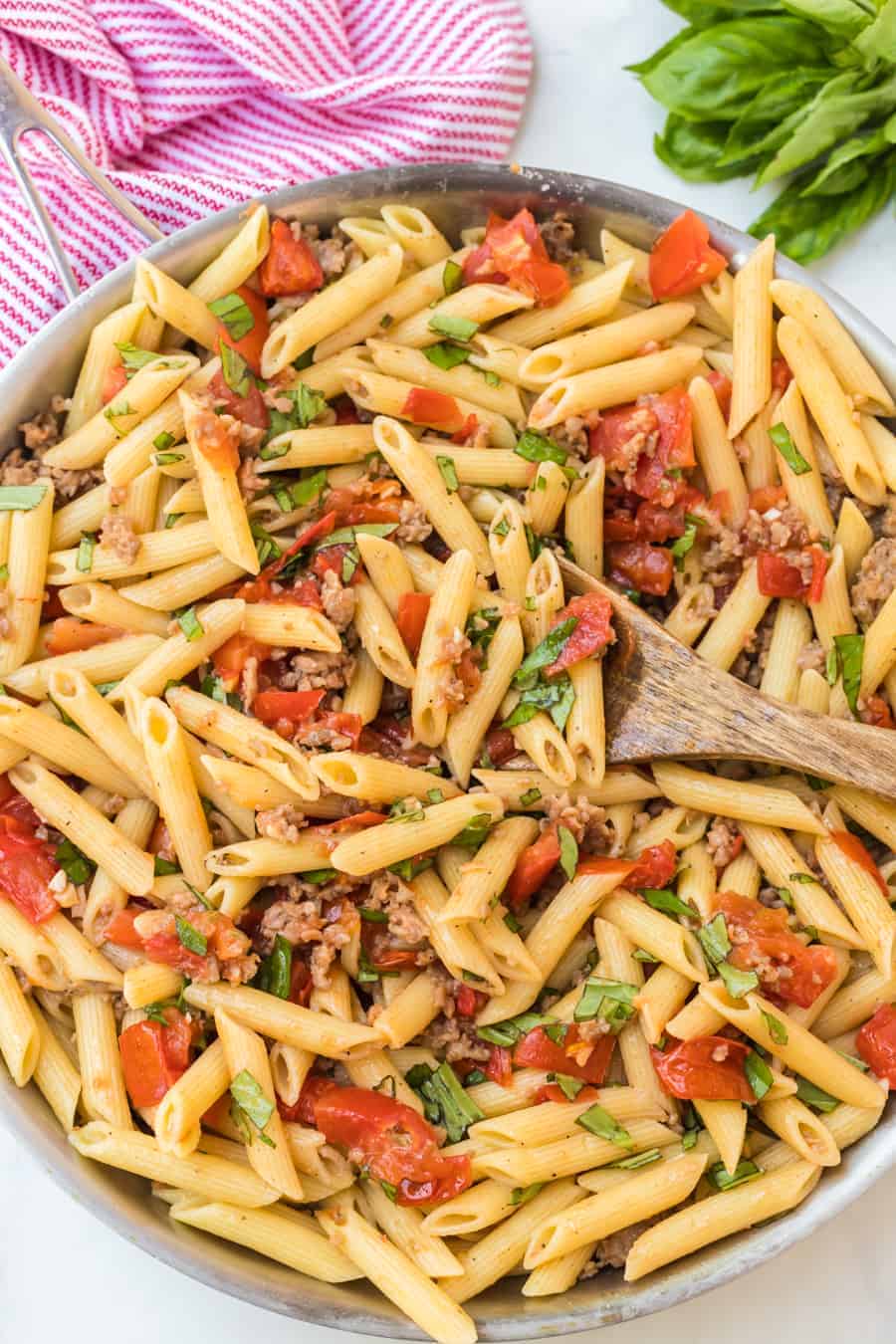 Image of Roasted Tomato & Sausage Pasta in a Pot.