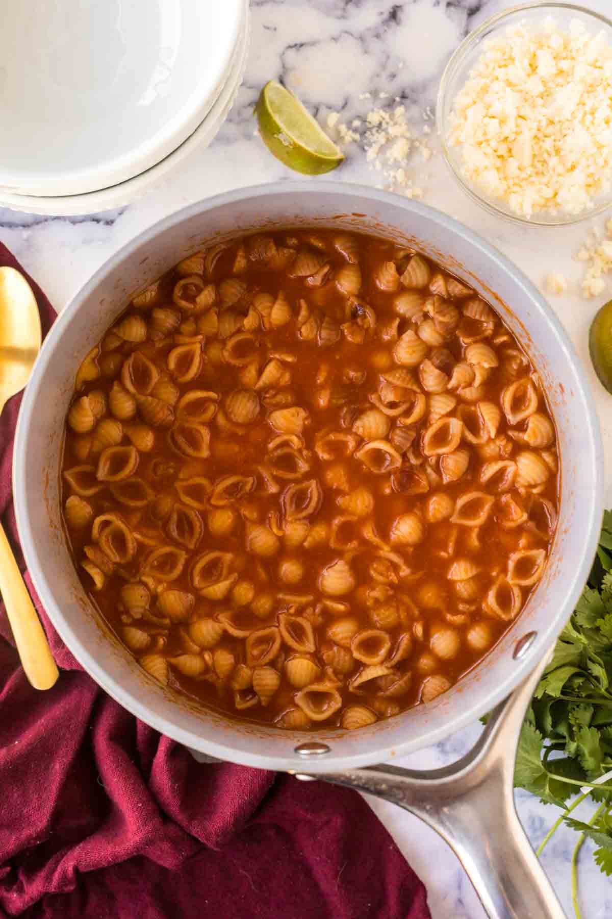 saucepan with cooked sopitas.